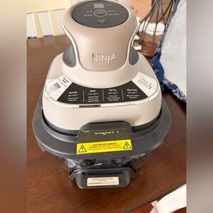 Ninja Crispi 4Qt Portable Glass Air Fryer Cooking System NEW No Box Never Used
